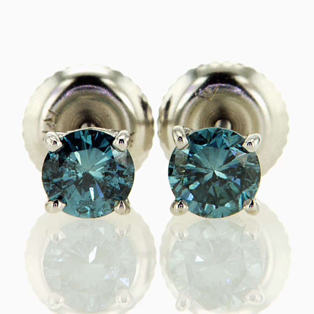 14K White Gold Stud Earrings W375