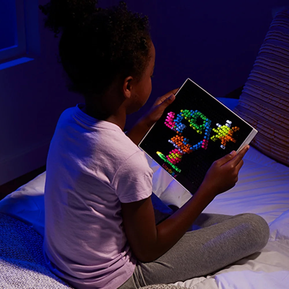Lite Brite Ultimate Classic & Refill Pack with 14 Templates & 300 Pegs S421940