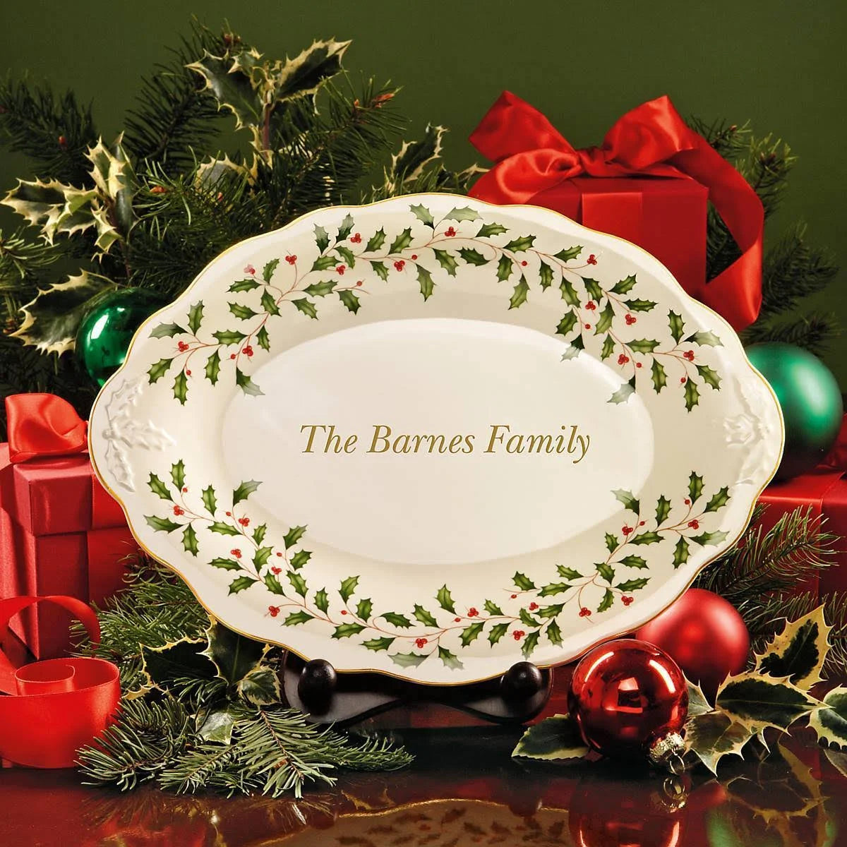 Scalloped Serving Platter Z792
