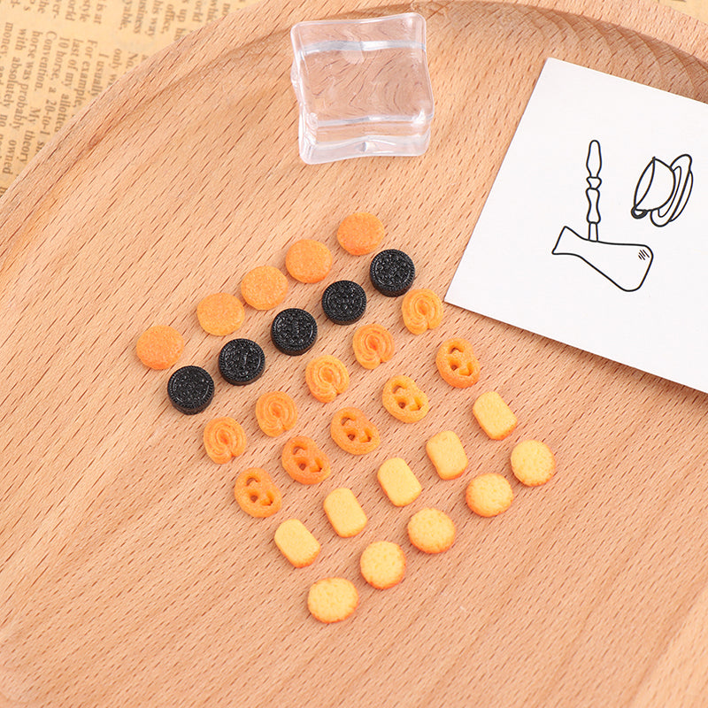 10Pcs/Set Dollhouse Miniature Cookie Kitchen Food Toy V963236