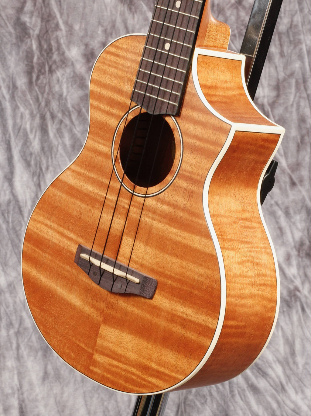 Open Pore Natural Acoustic Ukulele N200162