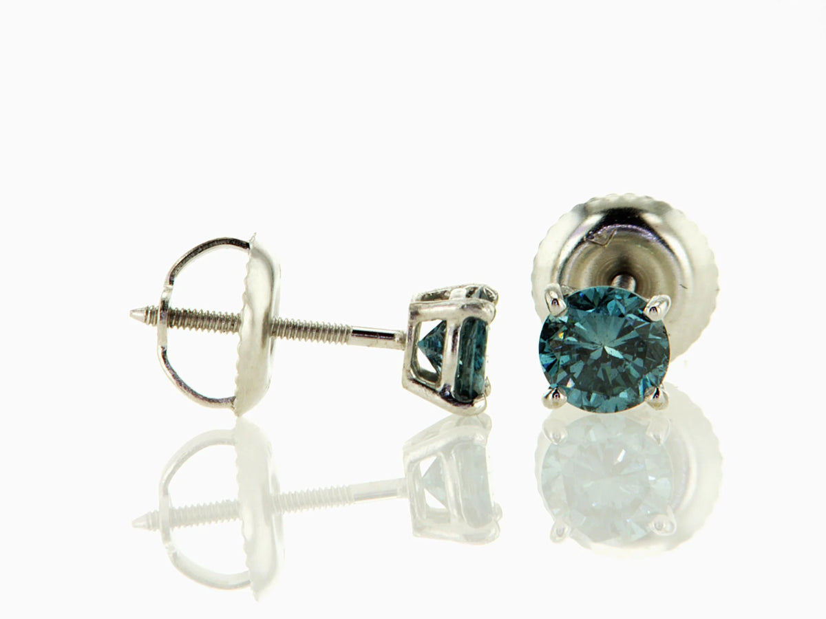 14K White Gold Stud Earrings W375