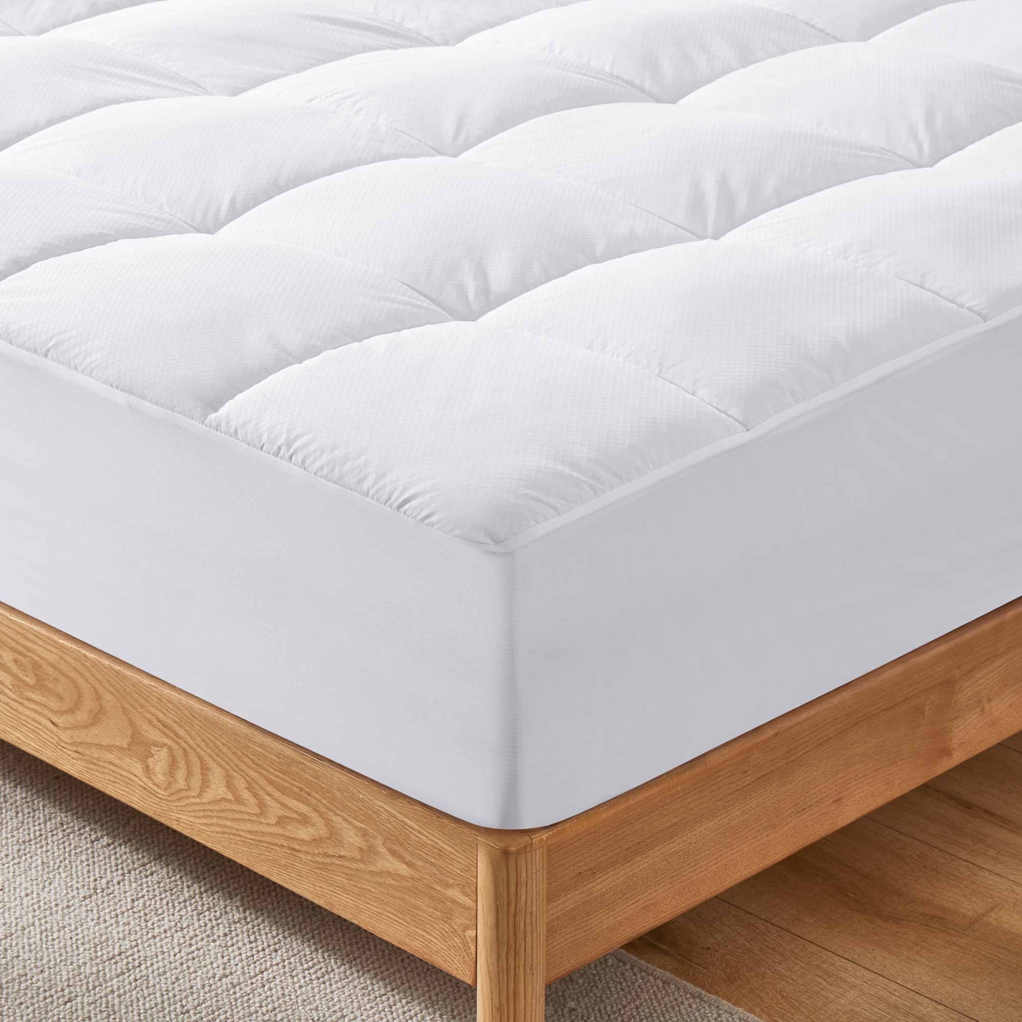 White Twin Size Polyester Mattress Topper G2626