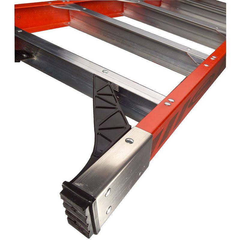 7 ft Fiberglass 375 lb Capacity Stepladder S135610