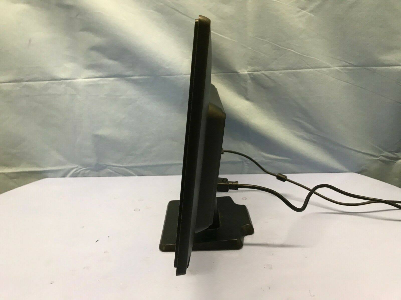 20x22 LED LCD Monitor G960569