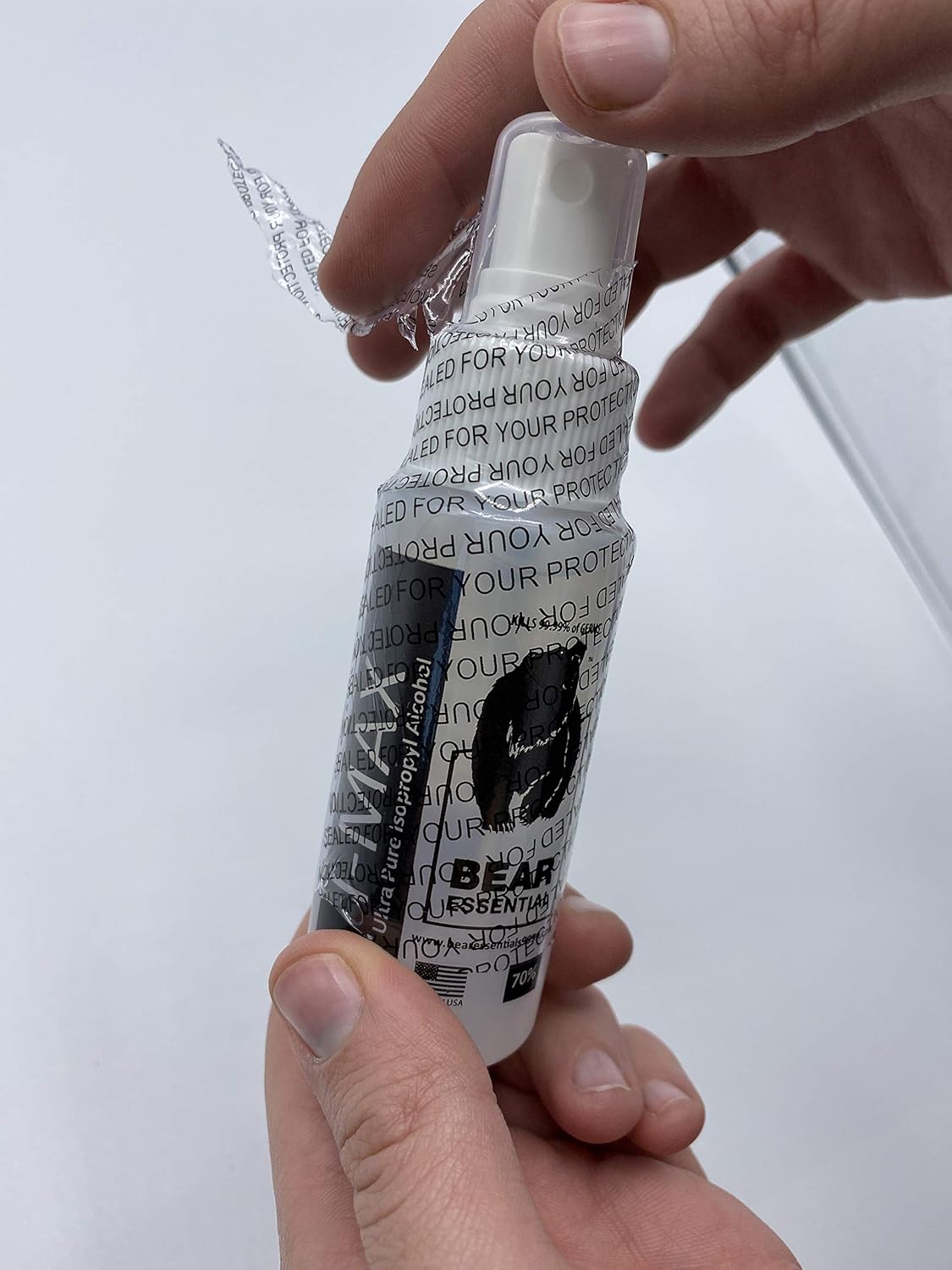 12 Spray Bottles 2 OZ Each Isopropyl Alcohol 70% Y66491