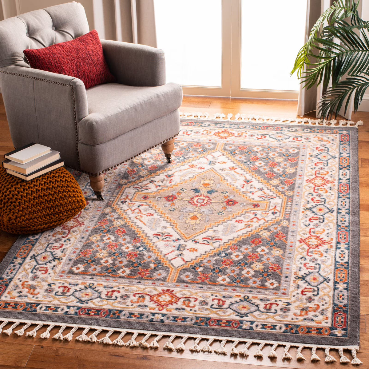 Charcoal/Ivory Floral Bordered Area Rug I8378