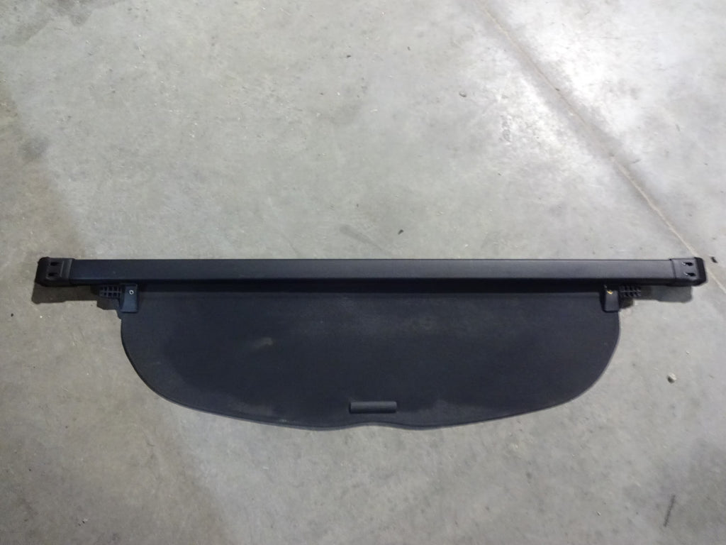 Black Retractable Cargo Cover W25204