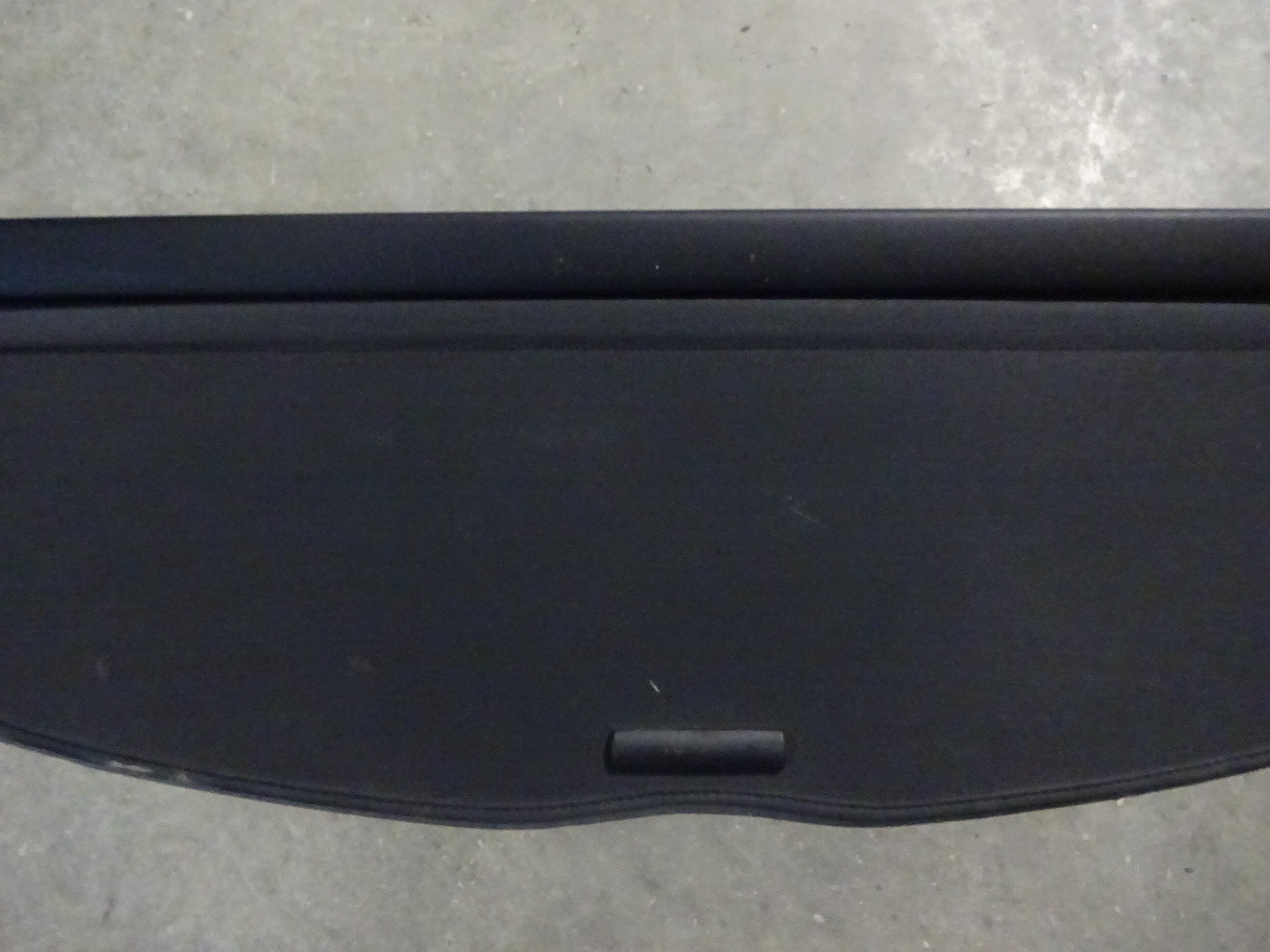 Black Retractable Cargo Cover W25204