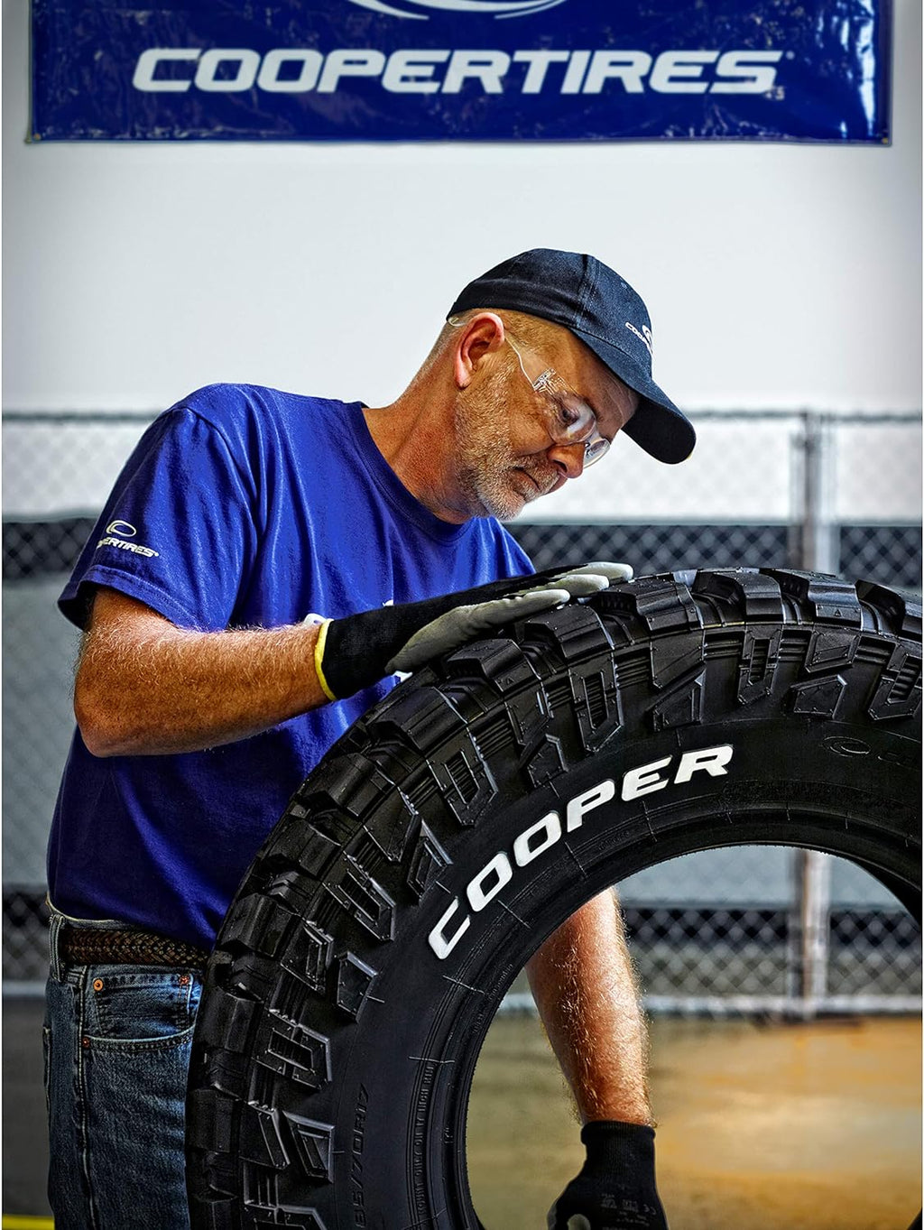 Cooper Discoverer SRX All-Season 235/60R18XL 107V Tire A74882