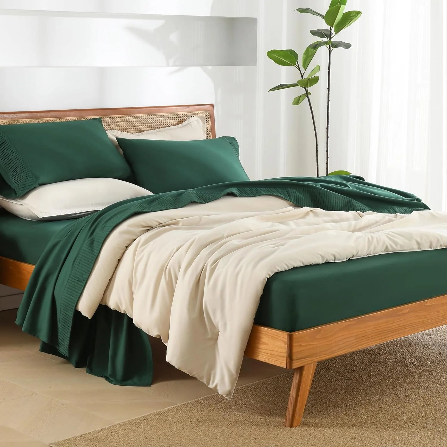 Emerald Green Microfiber Sheet Set California King 4 Pieces Deep Pocket B9270