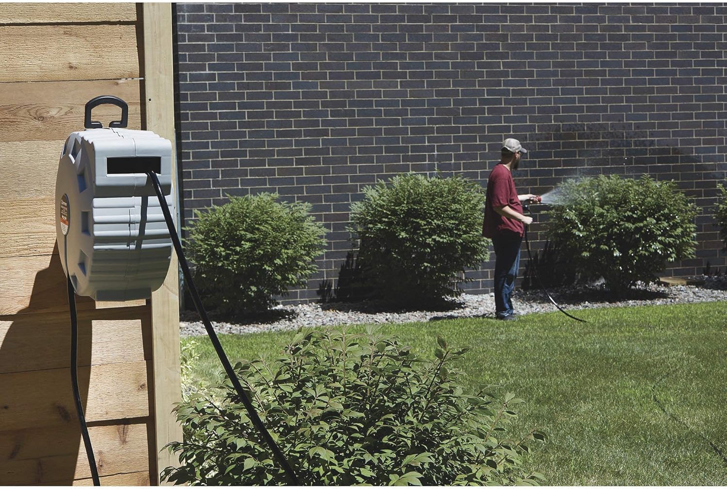 Retractable Garden Hose Reel with 5/8in. Dia. x 80ft. Hose - Wall Mount T69538