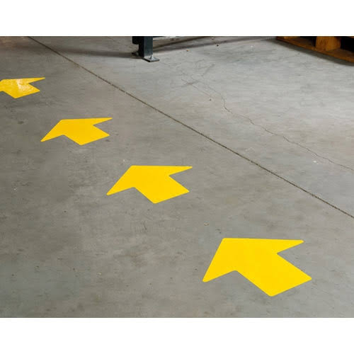 Red Arrow Floor Tape, 2 In x 5 In, Pack of 100 S760