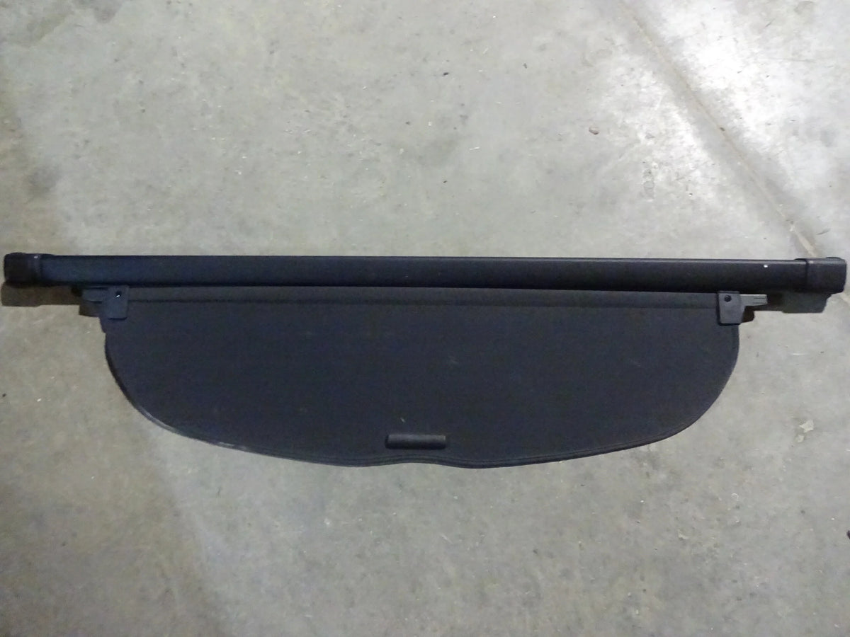 Black Retractable Cargo Cover W25204